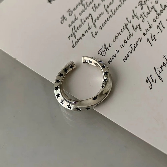 NEW Unisex/Men’s 925 Sterling Silver Engraved Star Twist Band Ring, Adjustable - Picture 5 of 12